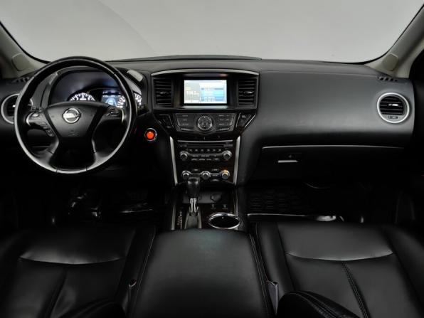 Nissan Pathfinder IV с пробегом 2015 года, цена 1 945 000 рублей, 90500 км, внедорожник, Автокод Объявления