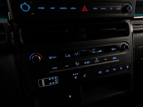 Hyundai Staria I Рестайлинг с пробегом 2026 года, цена 7 650 000 рублей, 90 км, минивэн, Автокод Объявления