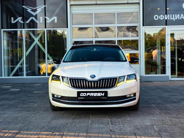 Skoda Octavia IV (A8) с пробегом 2020 года, цена 1 935 000 рублей, 86291 км, лифтбек, Автокод Объявления