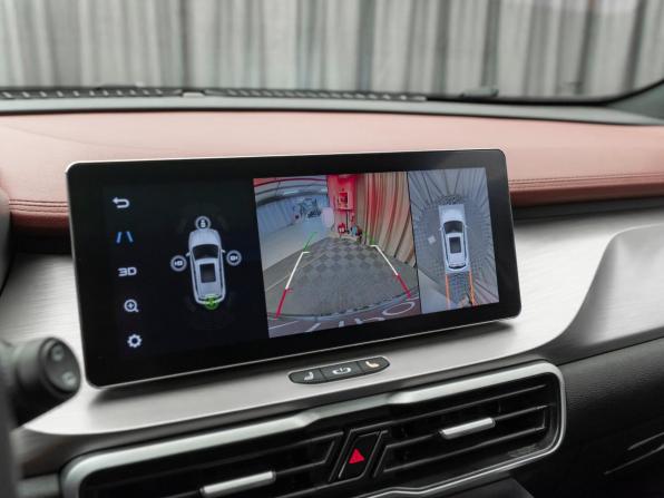 Geely Coolray I с пробегом 2023 года, цена 1 990 000 рублей, 26939 км, внедорожник, Автокод Объявления