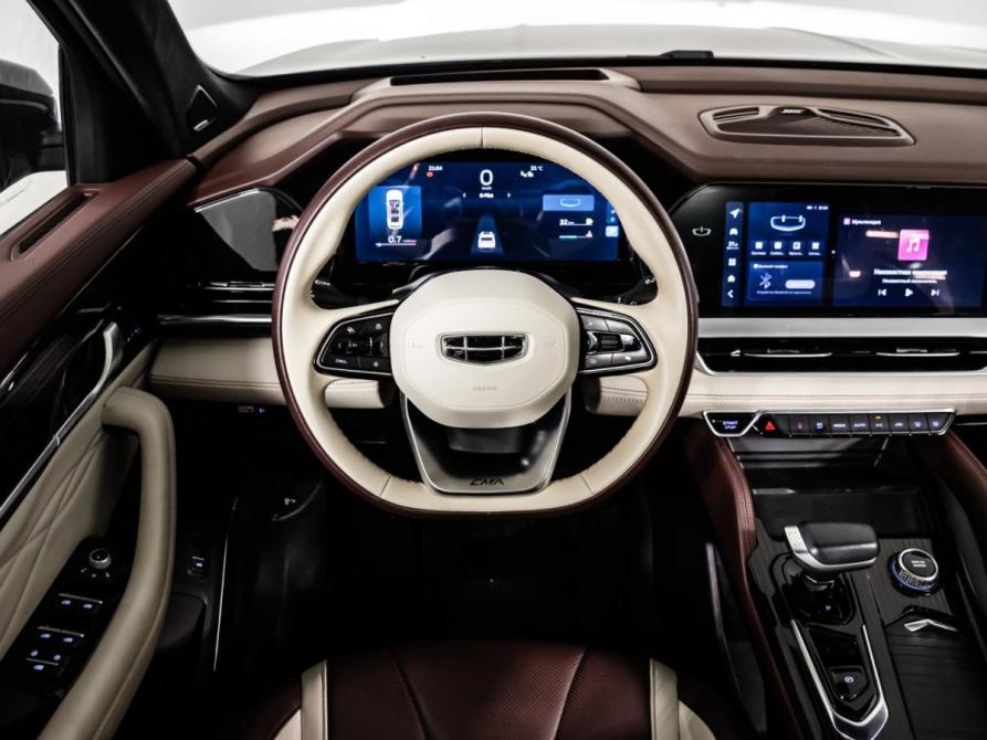 Geely Monjaro I Москва  - изображение 13