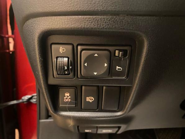 Nissan Juke I с пробегом 2012 года, цена 968 000 рублей, 116000 км, внедорожник, Автокод Объявления