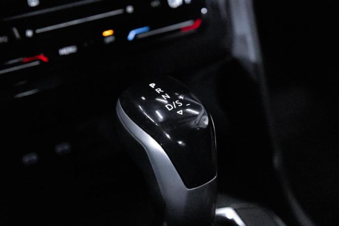 Volkswagen Tiguan II Рестайлинг с пробегом 2021 года, цена 2 399 000 рублей, 114500 км, внедорожник, Автокод Объявления