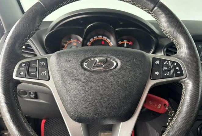 Lada (ВАЗ) Vesta I с пробегом 2021 года, цена 1 135 000 рублей, 68227 км, седан, Автокод Объявления