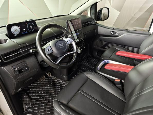 Hyundai Staria I с пробегом 2021 года, цена 5 210 000 рублей, 57841 км, минивэн, Автокод Объявления