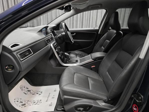 Volvo V70 III с пробегом 2012 года, цена 1 199 000 рублей, 102500 км, универсал, Автокод Объявления