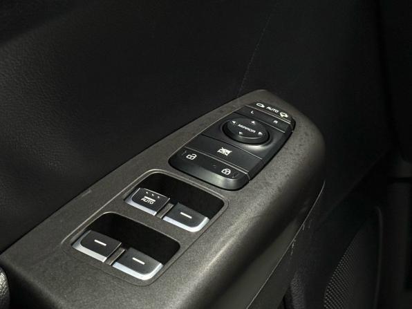 Kia Sportage IV с пробегом 2017 года, цена 1 929 000 рублей, 118444 км, внедорожник, Автокод Объявления