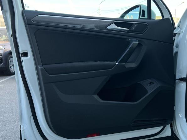 Volkswagen Tiguan II с пробегом 2018 года, цена 2 148 000 рублей, 177415 км, внедорожник, Автокод Объявления