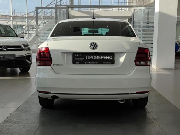 Volkswagen Polo V Рестайлинг с пробегом 2019 года, цена 1 402 000 рублей, 117387 км, седан, Автокод Объявления