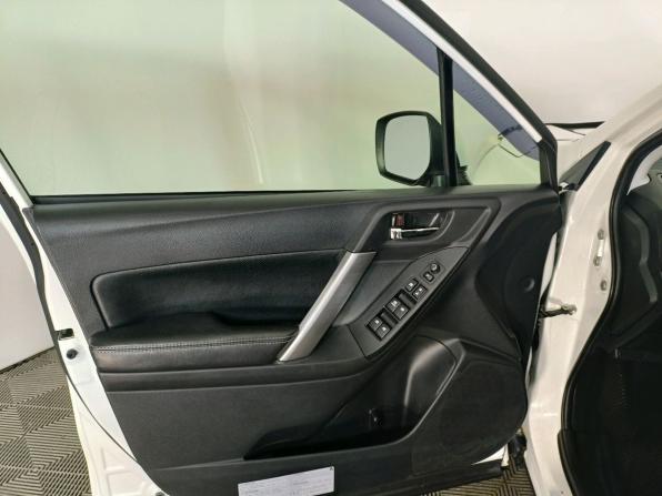 Subaru Forester IV Рестайлинг с пробегом 2015 года, цена 1 549 000 рублей, 200000 км, внедорожник, Автокод Объявления