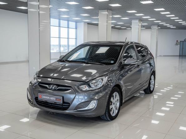 Hyundai Solaris I с пробегом 2012 года, цена 630 000 рублей, 204660 км, хэтчбек, Автокод Объявления