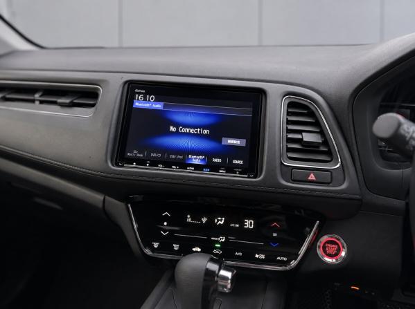 Honda Vezel I Рестайлинг с пробегом 2019 года, цена 1 620 000 рублей, 58372 км, внедорожник, Автокод Объявления