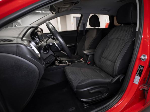 Kia Ceed III с пробегом 2019 года, цена 1 755 000 рублей, 57082 км, универсал, Автокод Объявления