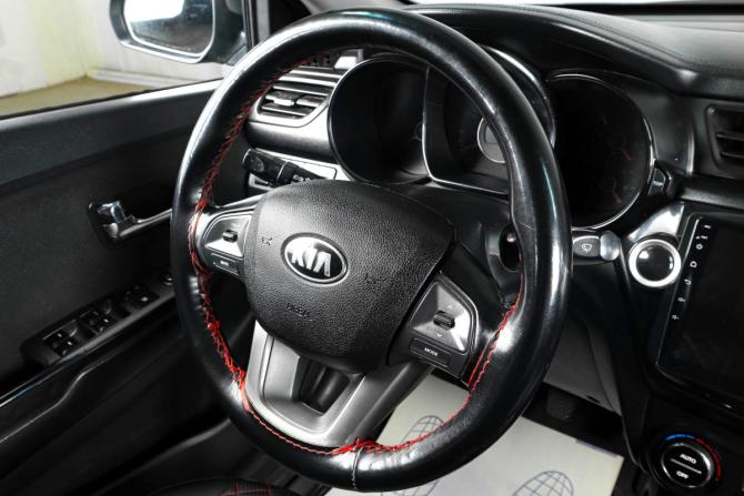 Kia Rio III с пробегом 2014 года, цена 759 000 рублей, 176383 км, седан, Автокод Объявления