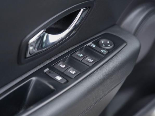 Renault Megane III Рестайлинг с пробегом 2013 года, цена 990 000 рублей, 23938 км, хэтчбек, Автокод Объявления