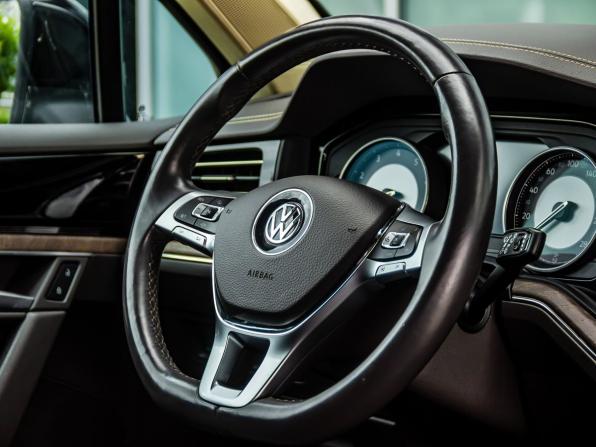 Volkswagen Touareg III с пробегом 2018 года, цена 4 680 000 рублей, 110354 км, внедорожник, Автокод Объявления