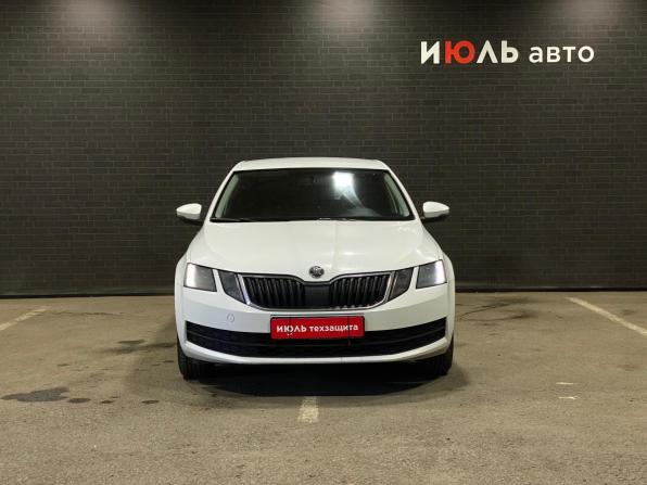 Skoda Octavia III (A7) Рестайлинг с пробегом 2017 года, цена 1 120 000 рублей, 247121 км, лифтбек, Автокод Объявления