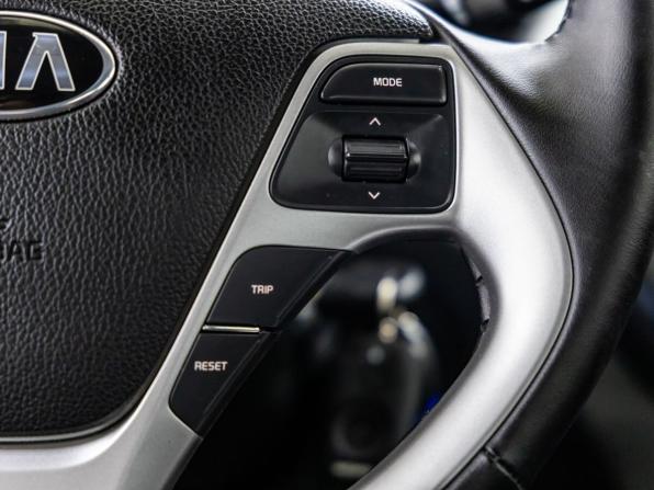 Kia Rio III Рестайлинг с пробегом 2015 года, цена 878 000 рублей, 230739 км, седан, Автокод Объявления