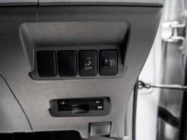 Toyota Prius Alpha I (ZVW40/41) с пробегом 2013 года, цена 1 280 000 рублей, 160897 км, универсал, Автокод Объявления