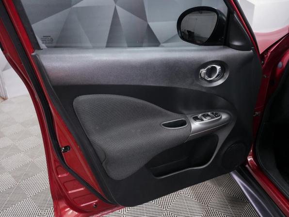 Nissan Juke I с пробегом 2011 года, цена 755 000 рублей, 286085 км, внедорожник, Автокод Объявления