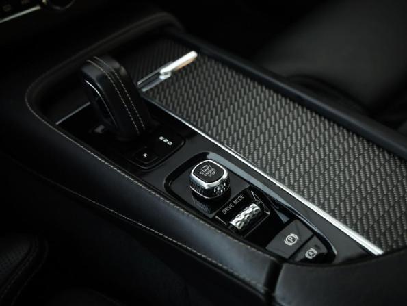 Volvo XC90 II Рестайлинг 1 с пробегом 2019 года, цена 4 749 000 рублей, 126078 км, внедорожник, Автокод Объявления