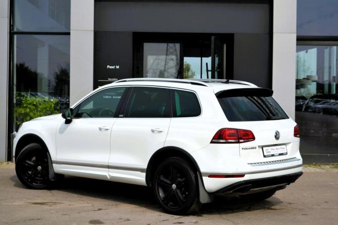 Volkswagen Touareg II Рестайлинг с пробегом 2018 года, цена 4 100 000 рублей, 61078 км, внедорожник, Автокод Объявления