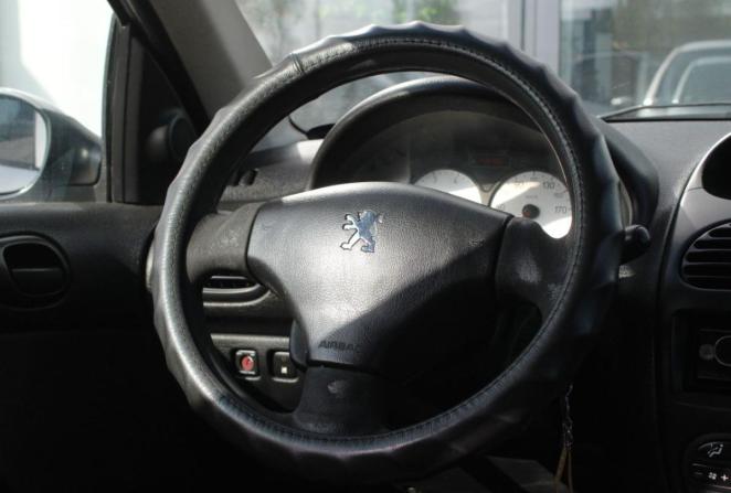 Peugeot 206 с пробегом 2006 года, цена 260 000 рублей, 143485 км, седан, Автокод Объявления
