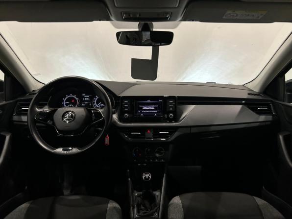 Skoda Rapid II с пробегом 2021 года, цена 1 559 000 рублей, 35587 км, лифтбек, Автокод Объявления