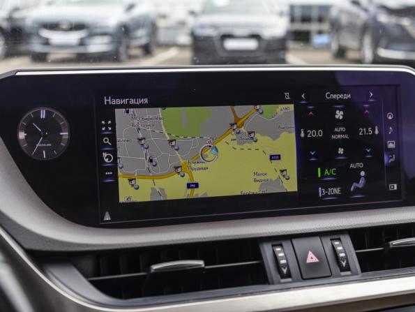 Lexus ES VII с пробегом 2019 года, цена 3 599 000 рублей, 120000 км, седан, Автокод Объявления
