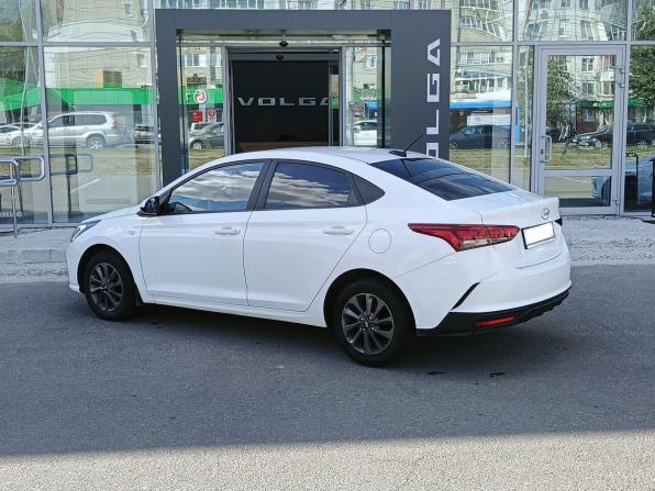 Hyundai Solaris II Рестайлинг с пробегом 2022 года, цена 1 574 000 рублей, 53497 км, седан, Автокод Объявления