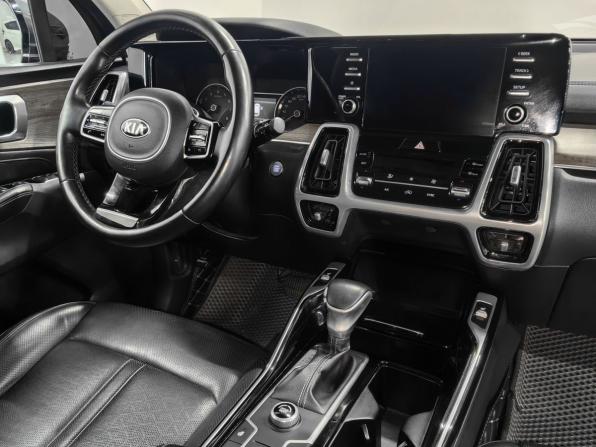 Kia Sorento IV с пробегом 2020 года, цена 3 300 000 рублей, 132000 км, внедорожник, Автокод Объявления