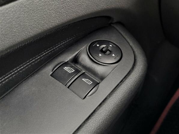 Ford Focus II с пробегом 2006 года, цена 390 000 рублей, 178070 км, хэтчбек, Автокод Объявления