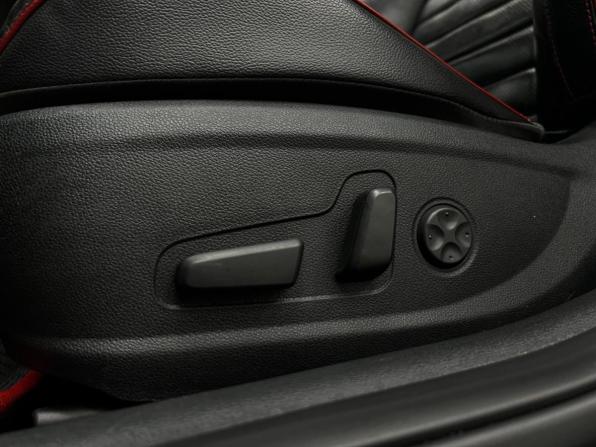 Kia Optima IV Рестайлинг с пробегом 2018 года, цена 1 890 000 рублей, 159779 км, седан, Автокод Объявления