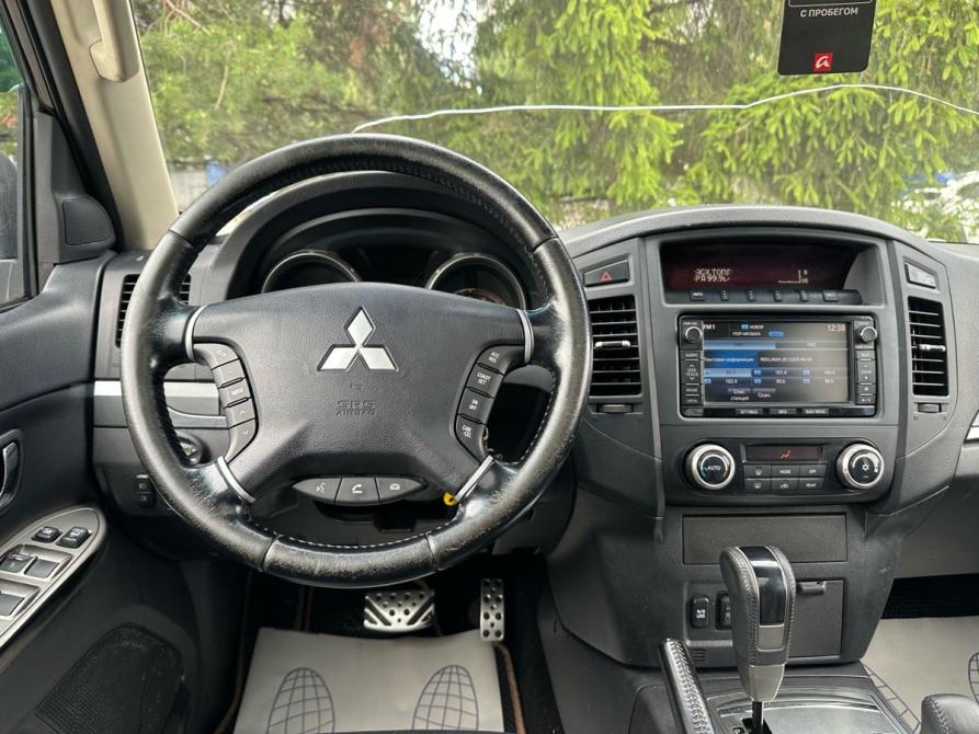 Mitsubishi Pajero IV Рестайлинг 1 Санкт-Петербург  - изображение 18