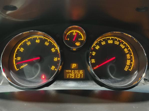 Opel Antara I Рестайлинг с пробегом 2012 года, цена 950 000 рублей, 178697 км, внедорожник, Автокод Объявления