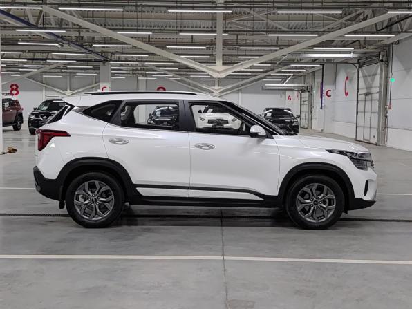 Kia Seltos I Рестайлинг с пробегом 2024 года, цена 2 570 000 рублей, 15501 км, внедорожник, Автокод Объявления