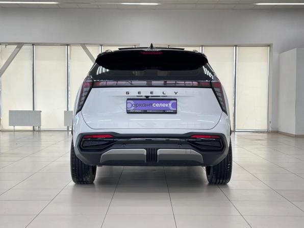 Geely Atlas II с пробегом 2024 года, цена 3 090 000 рублей, 30174 км, внедорожник, Автокод Объявления