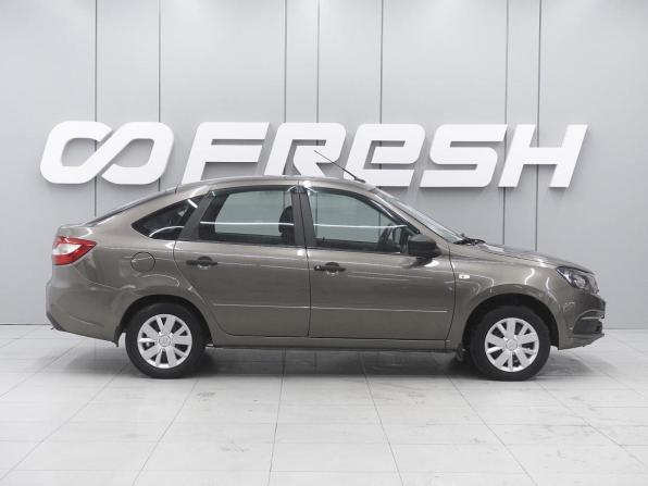 Lada (ВАЗ) Granta I Рестайлинг с пробегом 2019 года, цена 673 000 рублей, 132860 км, лифтбек, Автокод Объявления