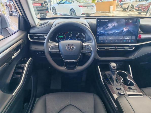 Toyota Highlander IV (XU70) с пробегом 2025 года, цена 6 150 000 рублей, 15 км, внедорожник, Автокод Объявления
