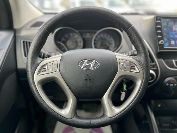 Hyundai ix35 I с пробегом 2012 года, цена 1 290 000 рублей, 143270 км, внедорожник, Автокод Объявления
