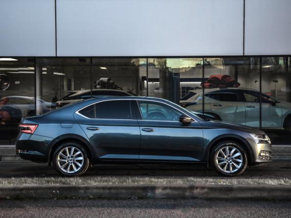 Skoda Superb III Рестайлинг с пробегом 2020 года, цена 2 749 777 рублей, 92156 км, лифтбек, Автокод Объявления
