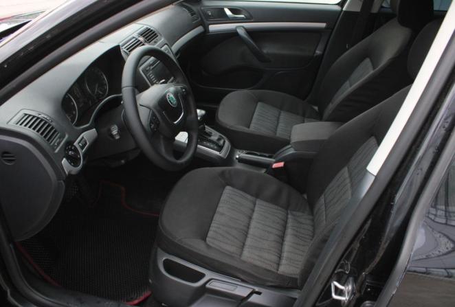 Skoda Octavia II (A5) Рестайлинг с пробегом 2011 года, цена 880 000 рублей, 185359 км, лифтбек, Автокод Объявления