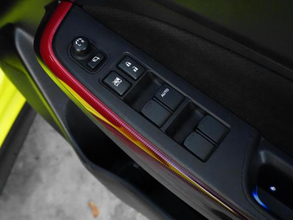 Suzuki Swift V с пробегом 2017 года, цена 1 349 000 рублей, 111140 км, хэтчбек, Автокод Объявления