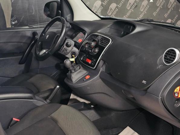 Renault Kangoo II Рестайлинг с пробегом 2020 года, цена 1 530 000 рублей, 122400 км, минивэн, Автокод Объявления