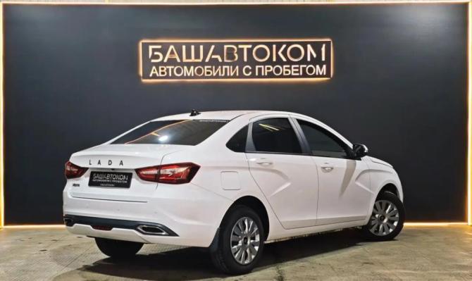 Lada (ВАЗ) Vesta I Рестайлинг (NG) с пробегом 2025 года, цена 1 319 000 рублей, 7800 км, седан, Автокод Объявления