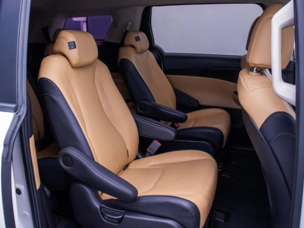 Kia Carnival IV с пробегом 2021 года, цена 3 880 000 рублей, 59120 км, минивэн, Автокод Объявления