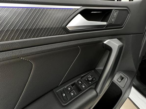 Volkswagen Tiguan II Рестайлинг с пробегом 2021 года, цена 3 250 000 рублей, 171470 км, внедорожник, Автокод Объявления