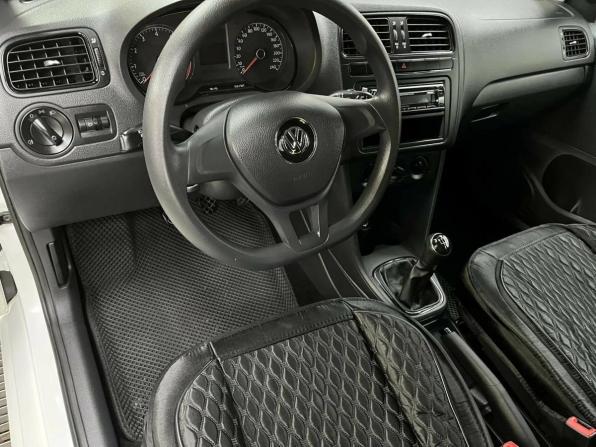 Volkswagen Polo V Рестайлинг с пробегом 2016 года, цена 978 600 рублей, 87933 км, седан, Автокод Объявления