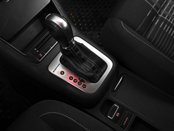 Volkswagen Tiguan I Рестайлинг с пробегом 2016 года, цена 1 790 000 рублей, 137092 км, внедорожник, Автокод Объявления