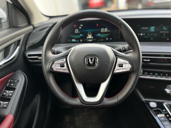 Changan Eado Plus с пробегом 2023 года, цена 1 650 000 рублей, 20600 км, седан, Автокод Объявления